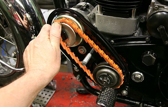 Alternator V-Belt Fitting